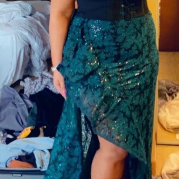 Gorgeous evening dress like new in perfect condition size 14 true to size - Picture 5 of 6